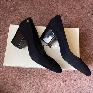 Calvin Klein pumps size 7